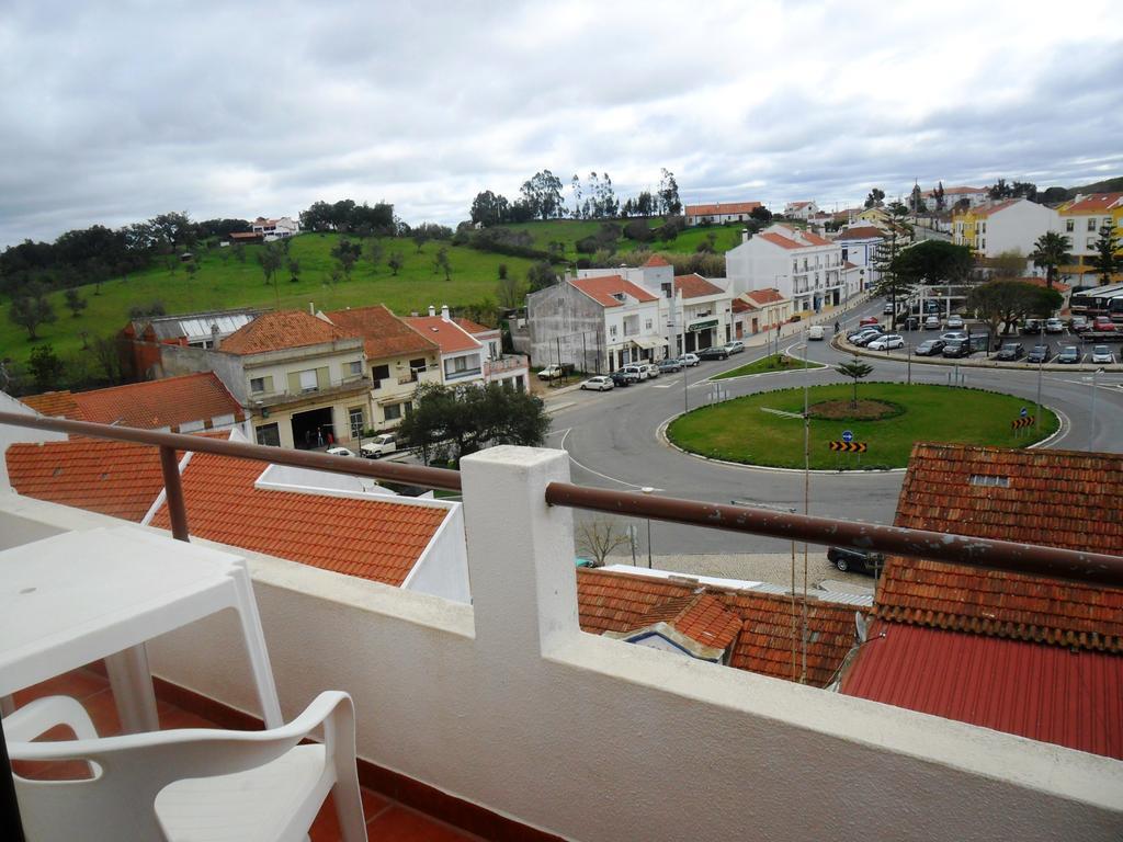 Apartamentos Bau-Doce Cercal do Alentejo Room photo